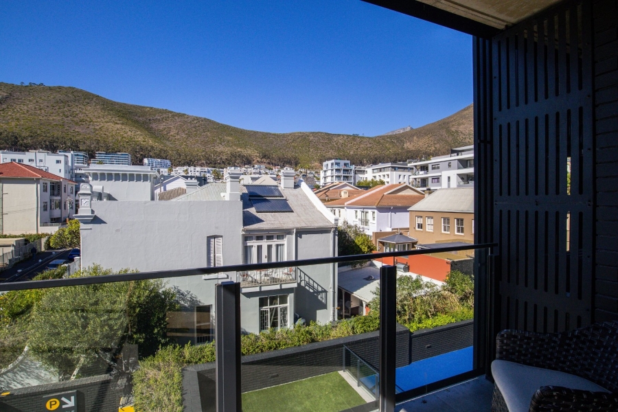 1 Bedroom Property for Sale in Sea Point Western Cape